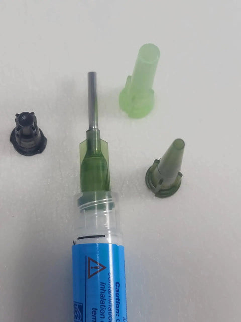 TG1 Anti Corrosion And Anti Seize Lubricant For Marine Rigging shown with application nozzle and caps