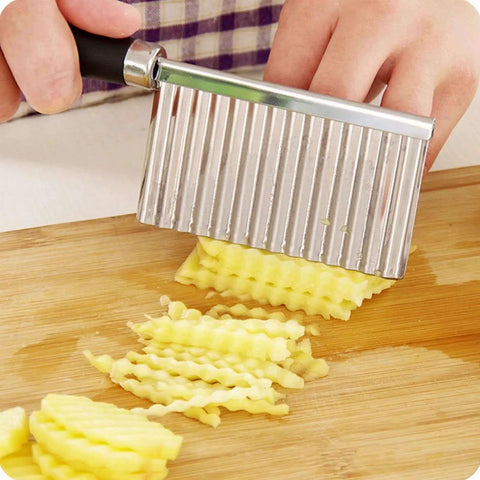 Stainless Steel Crinkle Cutter Set For Veggies And Cheese 2 Wavy Cutters And 2 Straight Cutters Multi Functional Kitchen Slicers