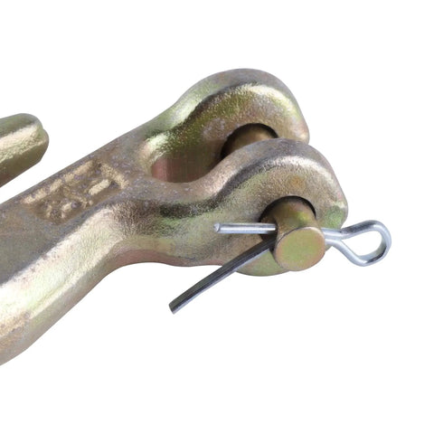 Close-up of 1/4 Inch Chain Hooks G70 Clevis Grab Hooks For Crane Trailer Truck Transport With Load Limit Of 3600 Lbs Zinc Finish