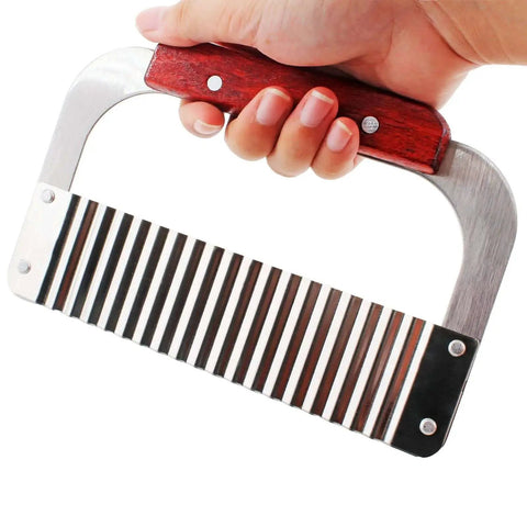 Person holding Stainless Steel Crinkle Cutter For Vegetables And Fruits, Wavy Chopper Knife With Wood Handle, Durable 7.3 Inch Blade