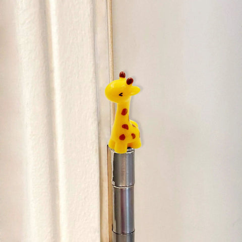Mini Giraffe Door Hinge Heads Set Of 3 Magnetic Door Decor Toppers For Metal Surfaces Quirky Cottage Style Cute Animal Ornaments