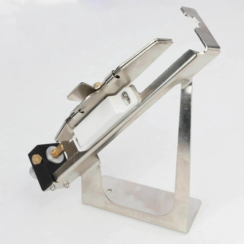 Adjustable Archery Fletching Jig With Straight Clamp for DIY Arrow Shafts, aluminum alloy, magnetic base for 2-6 feathers or vanes.