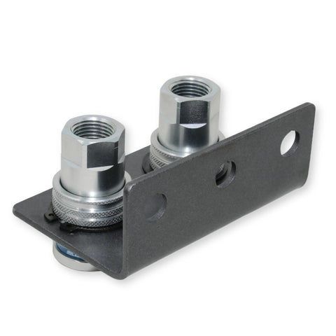 1/2 in NPT hydraulic quick-connect ISO 5675 with break-away mounting bracket on steel plate