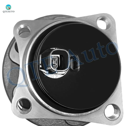Close-up of Rear Wheel Hub Bearing Assembly for 2009-2018 Toyota Corolla, 2009-2010 Pontiac Vibe, 2009-2018 Toyota Matrix 1.8L L4 FWD