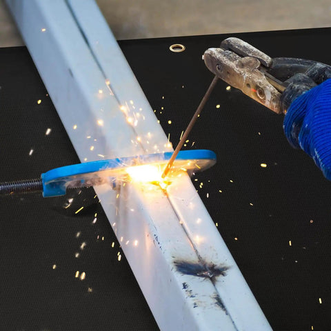 4x6ft Silicone Coated Fiberglass Welding Blanket Fireproof And Fire Retardant Beefed Up Heavy Duty Heat Shield in welding use