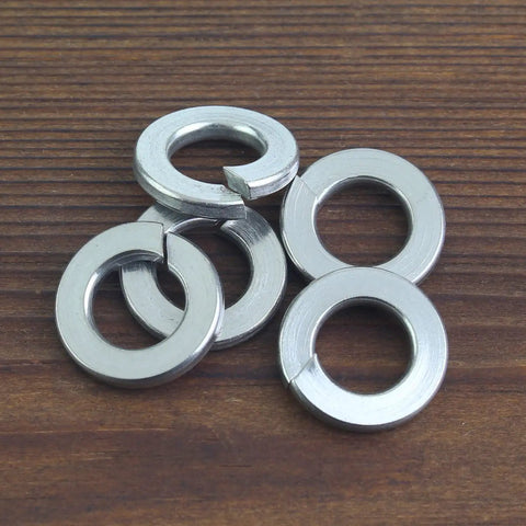 Stainless steel split lock washers, 12# size, 100 pcs - close-up view
