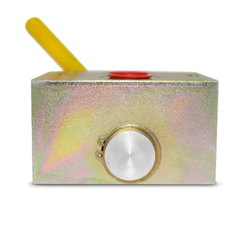 Manual Hydraulic Multiplier And SCV Splitter Diverter Valve with handle switch, metal casing, front view