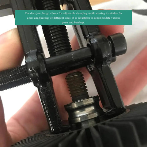 Close-up of 4 Inch Two Jaw Gear Puller with Adjustable Jaws for Auto Maintenance, showcasing durable carbon steel construction for bearings removal.