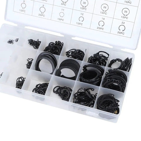 Gearhead Approved 17 Size External Retaining Ring Snap Ring Kit 2 To 32 Mm E Clip Circlip Set With Hardened Metal Rings And Plastic Storage Case 300 Pieces Total For Automotive Machinery And DIY Projects open plastic case showing assorted metal rings