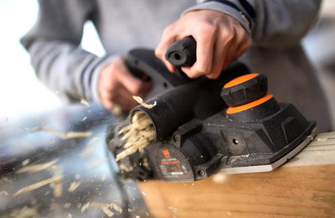 Powerful 8-Amp hand planer delivers smooth, precise cuts with a 4-3/8 inch cutterhead, 32,000 CPM, and depth adjustment from 0 to 1/8 inch