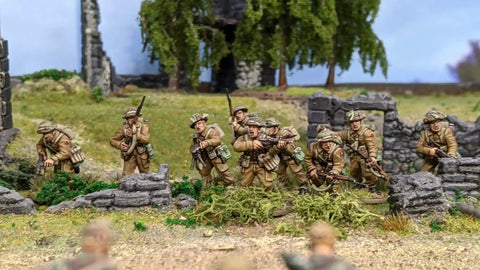 British And Canadian Army Infantry 28mm Plastic Miniatures For Bolt Action War Game 1943 To 1945 in battle scene
