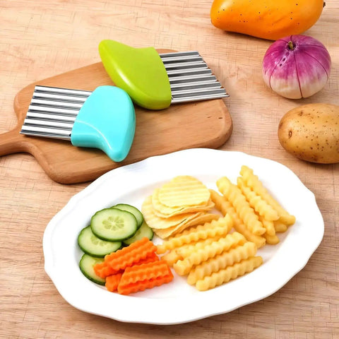 2 Pack Crinkle Cutter For Veggies And Fruits With Stainless Steel Wave Blade Durable Wavy Slicer For Carrots Onions Cheese And More Easy Grip Kitchen Gadget For Safe Clean Cuts And Fun Kitchen Creations