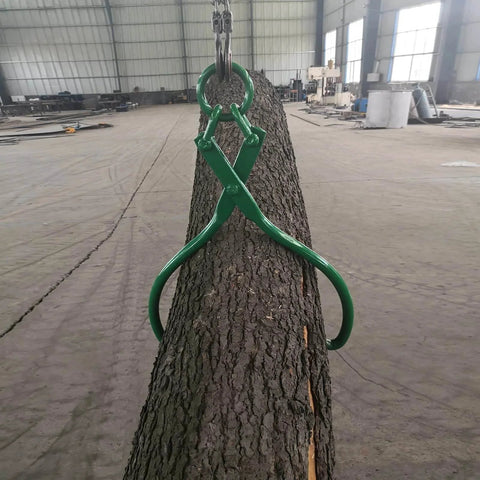 32 Inch Log Lifting Tongs Heavy Duty Grapple For Lumber Skidding And Logging Grabber clamping a log in a warehouse