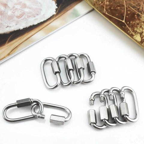 10 Pack 304 Stainless Steel Chain Links M3.5 1/8 Inch D Shape Locking Quick Links displayed on a surface