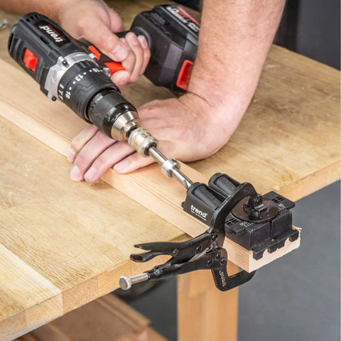 Pocket Hole Jig Face Clamp With Adjustable Pressure And Quick Release Lever for precise wood joints, fits up to 1.4-inch timber.