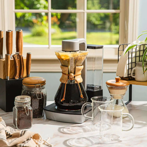 Ottomatic Auto Pour Over Coffee Maker Set with 40 oz capacity, 6 cup glass coffeemaker on kitchen countertop