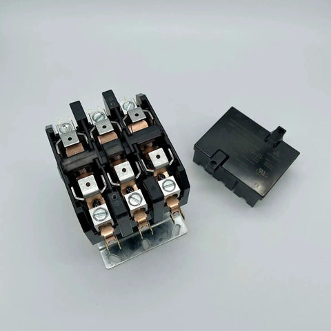 Three Pole 90 Amp 120 Volt AC Contactor with silver cadmium oxide contacts, Class F insulation, UL 508 and 60947 4 1 compliant