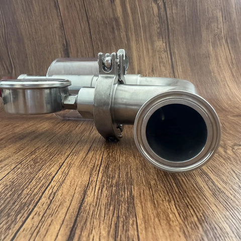 Geife 1.5in Tri-Clamp Spunding Valve, SS304 stainless steel, diaphragm pressure gauge, side view