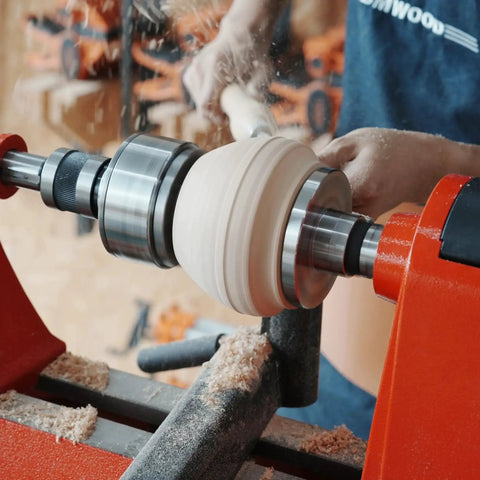 Woodturning Live Tailstock Chuck Adapter Converts Number Two Morse Taper Tailstock To 1 Inch By 8 TPI Thread In Use