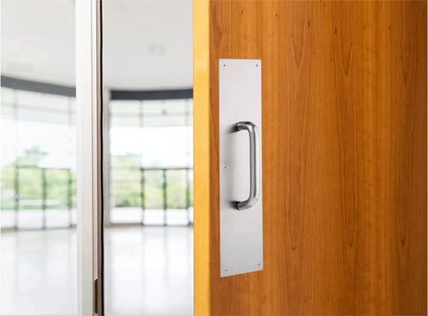 Commercial 16 Inch Stainless Steel Pull Door Plate With Rust And Corrosion Resistance for high traffic entrances on wooden door
