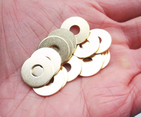 Replacement Brass Washer Set for Griptilian 551 710 720 723 EDC Folding Knife Pivot Pins Low Friction Corrosion in hand