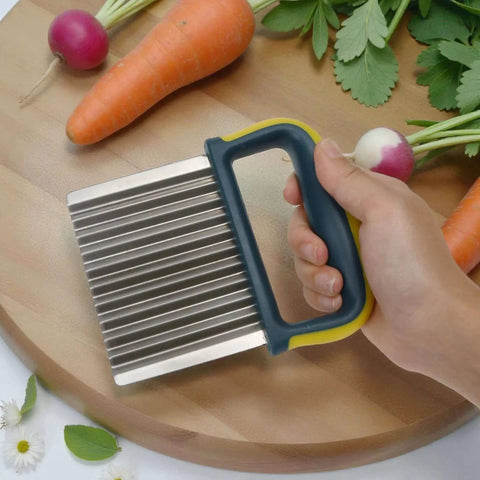 Crinkle Cutter Knife Stainless Steel Wavy Chopper For Potatoes Carrots Onions And Veggies With Safe Blade Cover Premium Handle