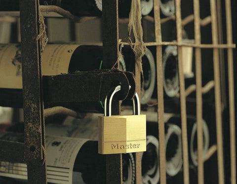 Solid Brass Padlock With Key For Indoor And Outdoor Use, Durable Keyed Padlock Ideal For Locking Wine Racks, Corrosion Resistant Brass Body