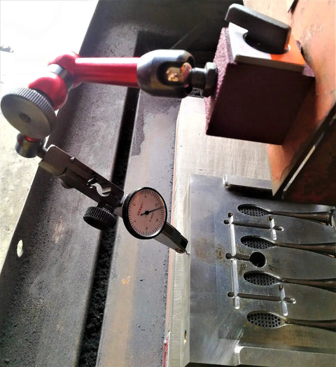Pro Grade Dial Test Indicator KHCRAFT 0 To 0.03 Inches Range With 0.0005 Inch Graduation mounted on metal surface