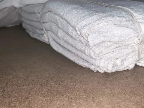Pack Of 1000 White Shop Towels And Mechanics Rags For Grease Busting And Oil Cleanup 13 By 14 Inch Grade B 100 Percent Cotton Prewashed And Ready