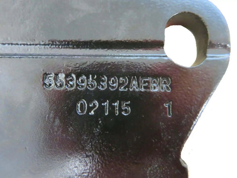 Close-up of Chrysler Right Upper And Lower Hinge Set For 2007 2017 Jeep Wrangler 55395386AE 55395392AE Pack Of 2