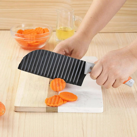 Crinkle Cut Knife For Veggies And Fries With Stainless Steel Wave Blade And Ergonomic Handle VITUER cutting carrot slices