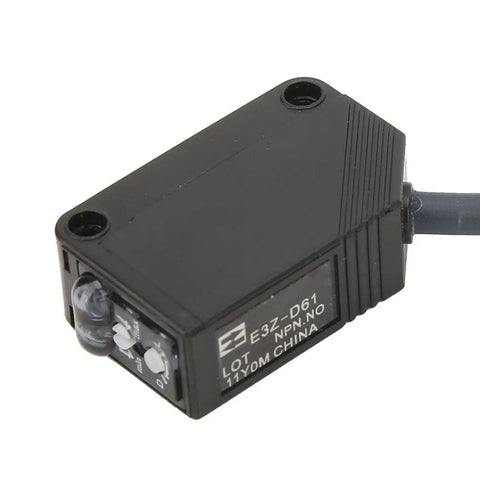 Diffuse Reflection Photoelectric Switch Sensor For Industrial Automation, NPN Output, 12-24V DC, E3Z D61 Infrared Receiver