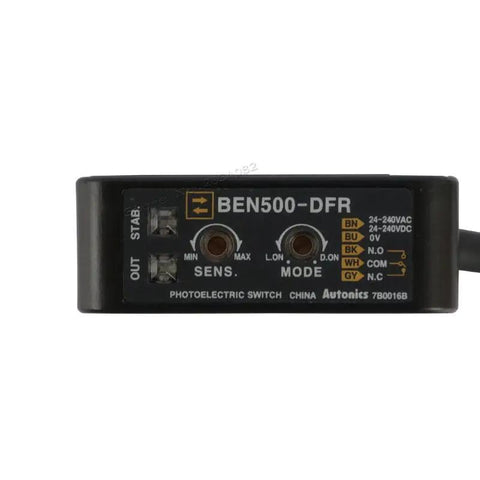 Pro Grade 24 To 240V DC Photoelectric Switch With 500mm Diffuse Reflective Sensor for industrial automation, front view