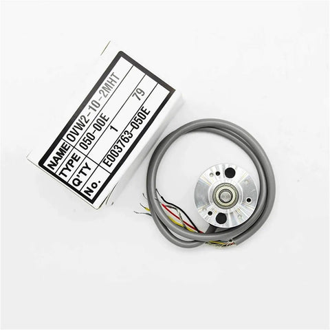 6mm Solid Shaft Incremental Rotary Encoder With 10 To 10000 PPR, shown with plug and cables, industrial grade for textile and CNC machines.