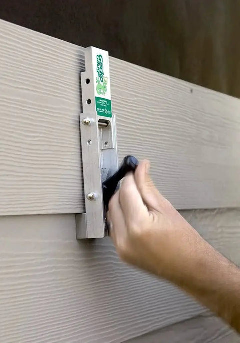 Aluminum Gecko Gauge for fiber cement siding offers precise height and spacing with a hands-free mounting tool during installation.