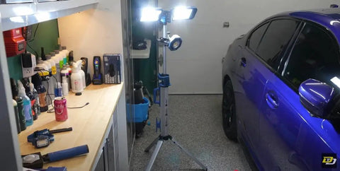 Heavy Duty Tripod Work Light With Detachable Magnetic Lamp Head, 6000 Lumens, Dual Color Temperature 6500K And 4500K, 8000mAh Battery