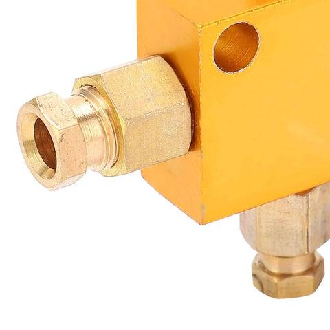 Close-up of 1 In 2 Out Adjustable Brass Oil Distributor For CNC Machining Centers And Production Lines TKType Pro Grade Lubrication System