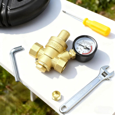 Heavy Duty Brass Water Pressure Regulator With Gauge, 3/4 Inch NPT Thread DN20, lead-free brass valve, tools included, outdoor placement