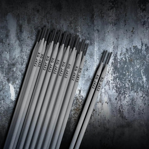 Premium E4303 J422 Carbon Steel Welding Rods arranged on metallic surface