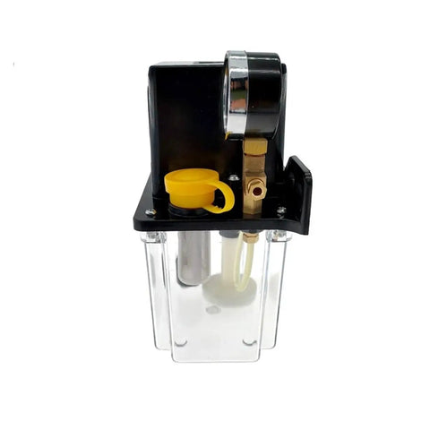 Lubrication Pump For CNC Machines With Solenoid Oil Pump 0.5L, 1L Or 2L Capacity, rugged body, thick oil tank, front view