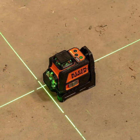 Compact self-leveling laser level with bright green cross lines and 360-degree planes delivers precise alignment for construction and carpentry, up to 100 ft range, magnetic mount, rechargeable, class 2 safety