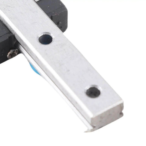 Ultra Compact 7mm Wide Miniature Linear Rail Guide With 4 Point Contact High Precision Motion Built In Lubrication System Lightweight