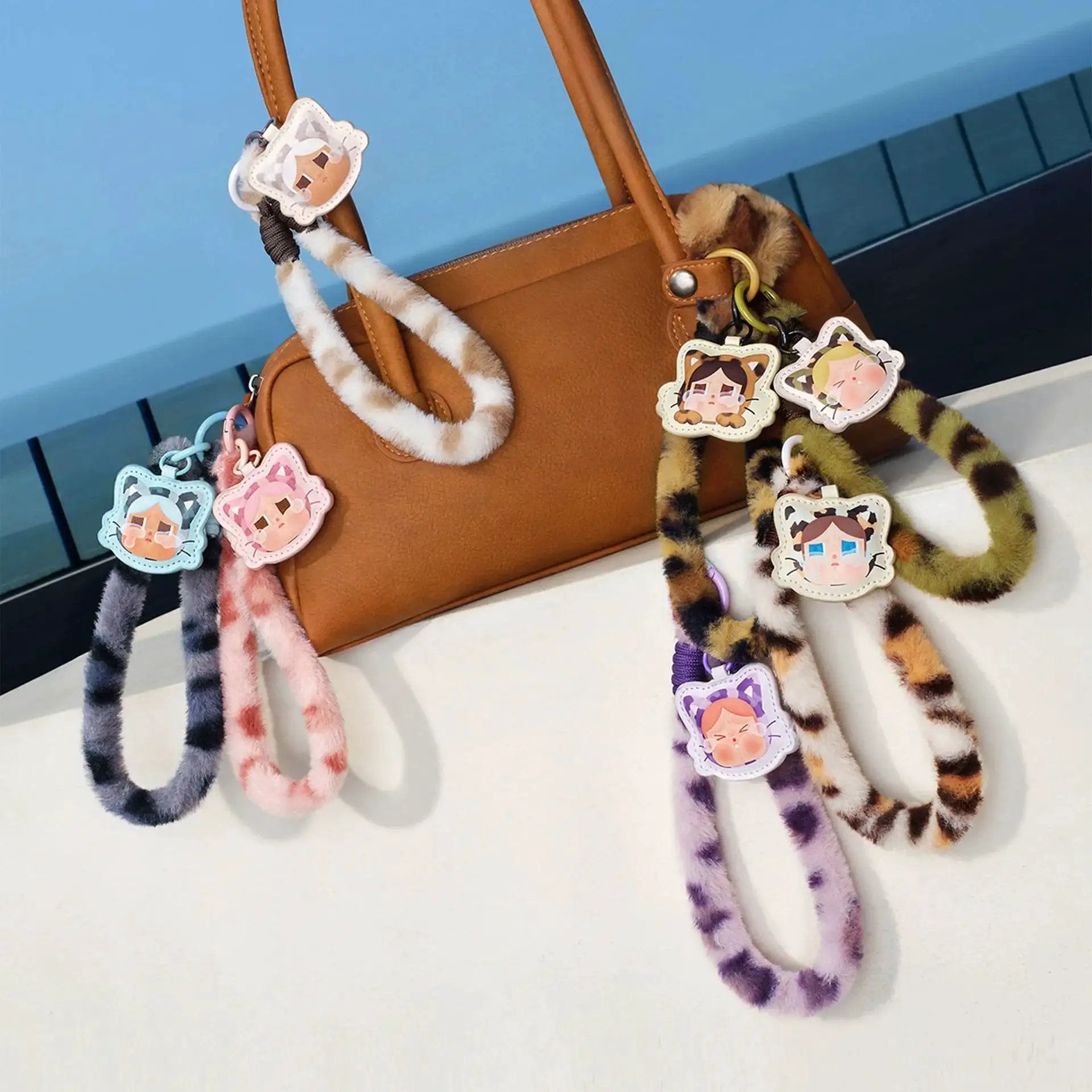 6個 Blind Charm Cutiephone CRYBABYWildbut CRYBABY Boxes Tiny – Box Blind Charm Series-Phone Cutie but Wild ストラップ
