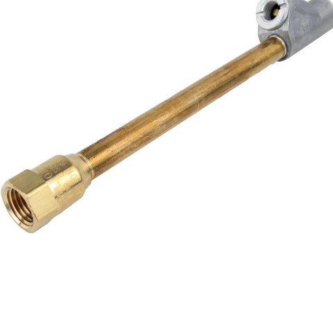 Rugged dual head straight air chuck tire gauge with 1/4 inch FNPT threads delivers fast, accurate pressure readings up to 150 PSI.