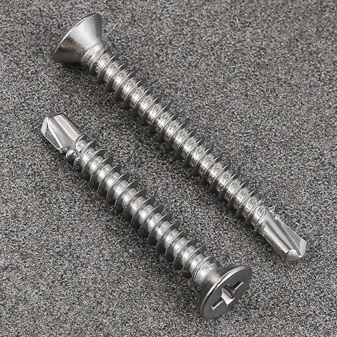 Close-up of 300pcs #8 x 1 Inch Flat Head Self Tapping Sheet Metal Screws Stainless Steel High Strength Quick Self Drilling with deep threads.