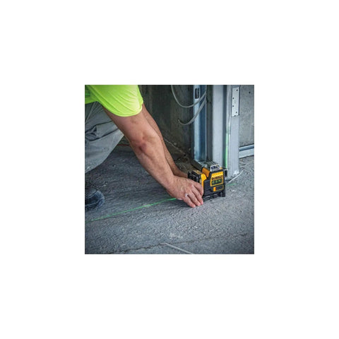 360° self-leveling green laser delivers bright, precise layout across walls, ceilings, and fixtures up to 100 ft with IP65 protection