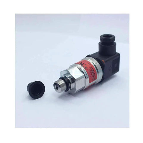 Heavy Duty Pressure Transmitter For Industrial Hydraulic And HVAC Applications With 0 To 150 PSI Range G Quarter Thread Model MBS 3000