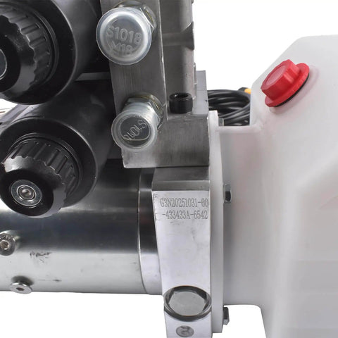 Close-up of Beefy 12V DC Hydraulic Power Unit with 8 Quart Tank, highlighting double acting pump and double solenoid valves