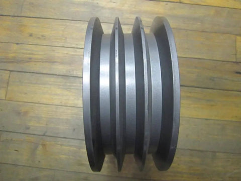 Side view of Conveyor Sheave 7.5X3C SF For Classical CB Bushing, Through Bore 2.00 In, with 3 grooves, TB Wood's 753C style component.