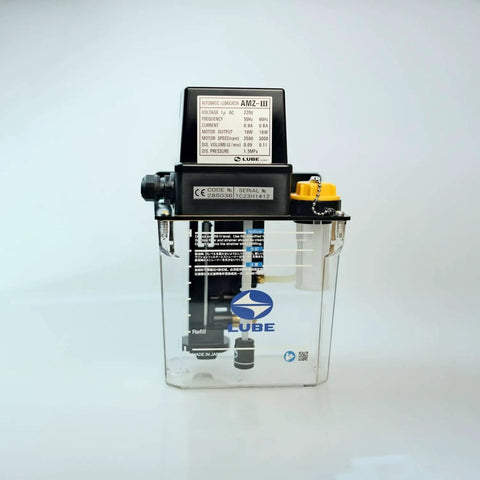 Front view of Automatic Intermittent Gear Pump Lubrication System For Industrial Machinery 1.8L Oil Reservoir 220V AMZ III 285036